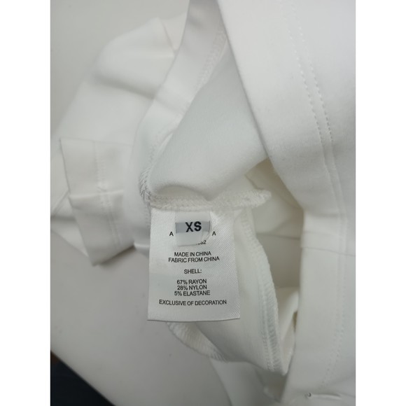 Area NYC Women's White Crystal Pyramid Cup Short Sleeve T-Shirt Size XS - Picture 9 of 10